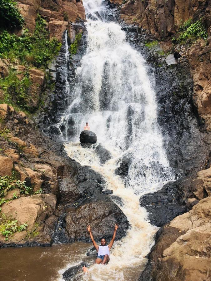 Ava Garden Backpackers Daire Mto wa Mbu Dış mekan fotoğraf