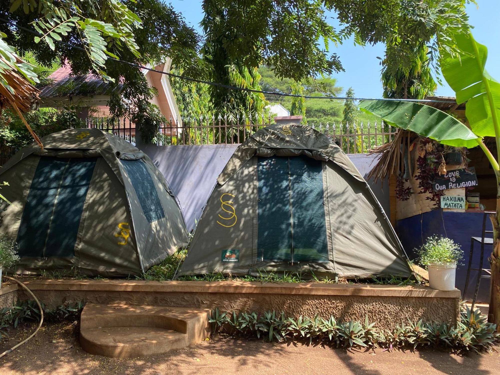 Ava Garden Backpackers Daire Mto wa Mbu Dış mekan fotoğraf
