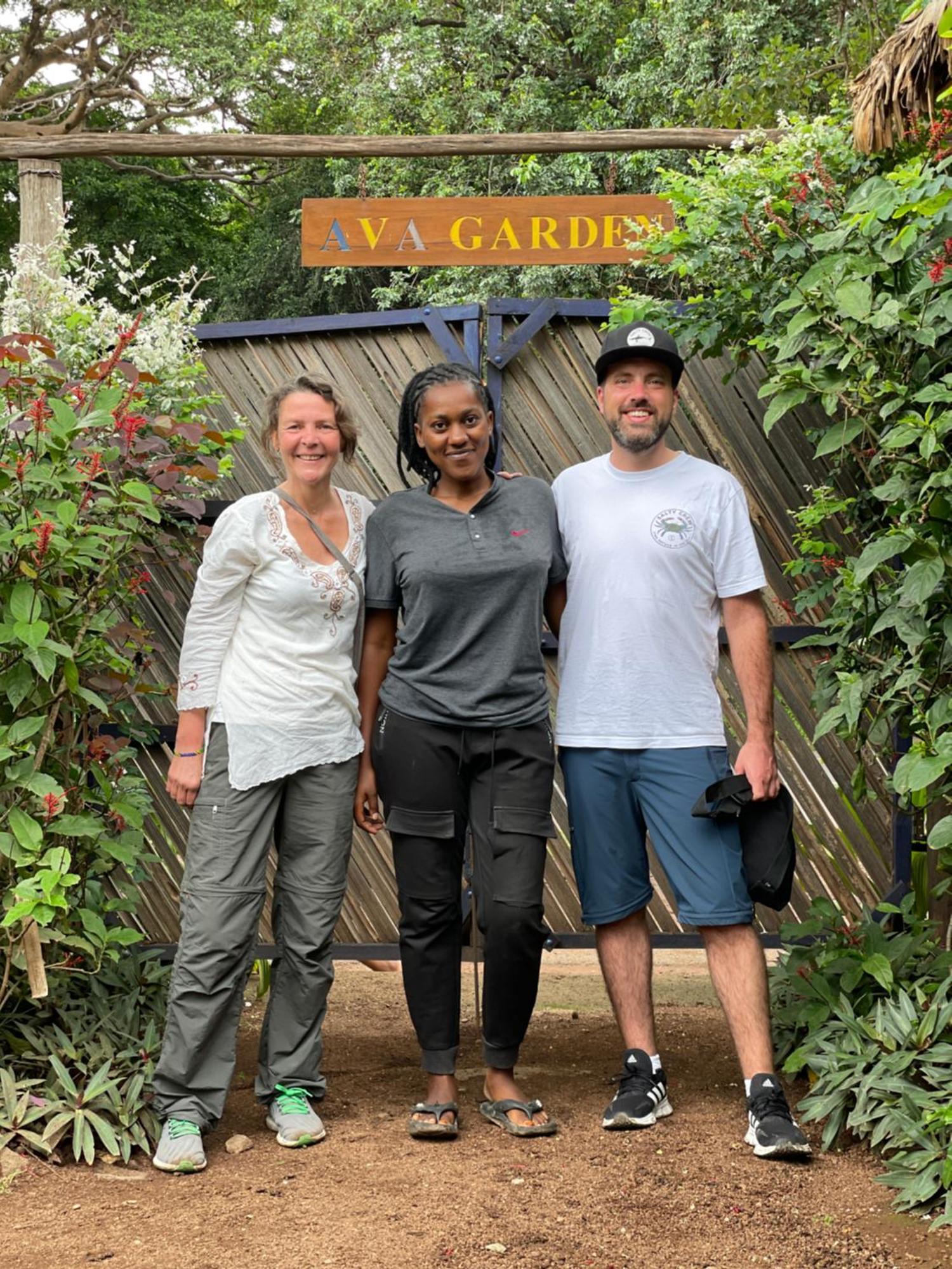Ava Garden Backpackers Daire Mto wa Mbu Dış mekan fotoğraf